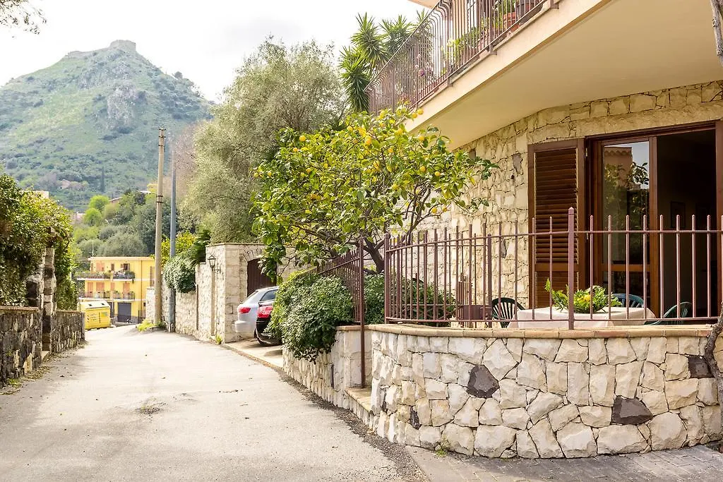 Sara'S House Apartman Taormina